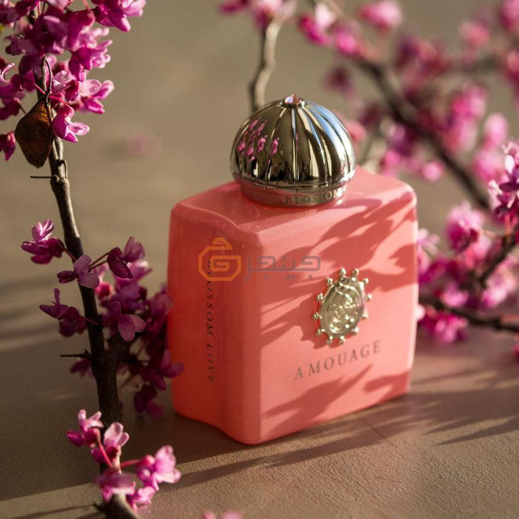 عطر ادکلن آمواج بلوسوم ۱۰۰میل با طبع ملایم و شیرین مناسب برای بانوان