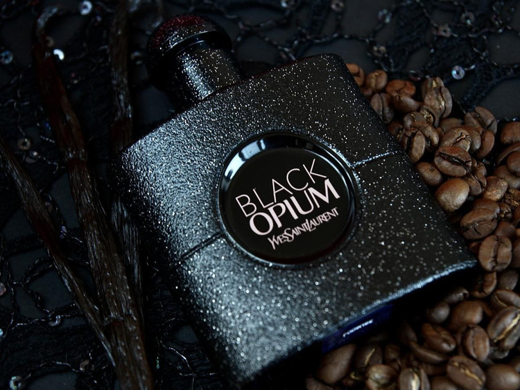 عطر ادکلن ایو سن لوران بلک اوپیوم اکستریم ۹۰میل مناسب برای بانوان با طبع گرم