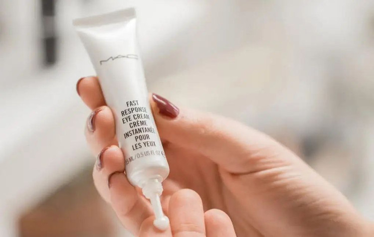 کرم دور چشم فست ریسپانس مک